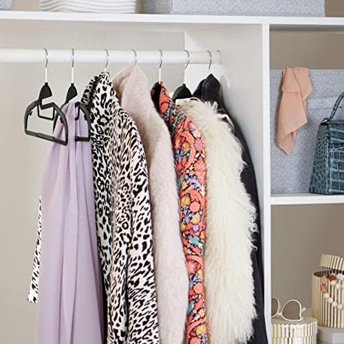 Amazon Basics Non-slip Heavy Duty Space Saving Plastic Hangers with Rubber and Horizontal Bar, Lightweight, Gray, Pack of 50 - Image 7