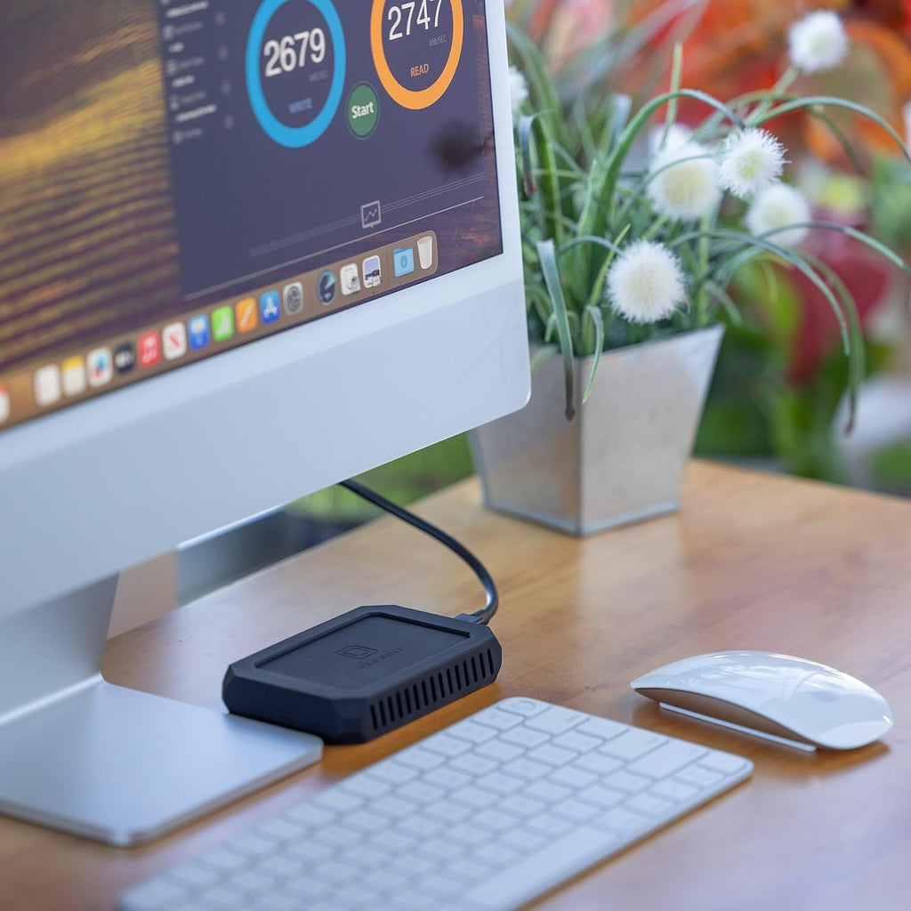Oyen Digital U34 Bolt 2TB USB4 40Gbps Thunderbolt 4 Portable USB-C SSD, Up to 2800 MB/sec - Image 6