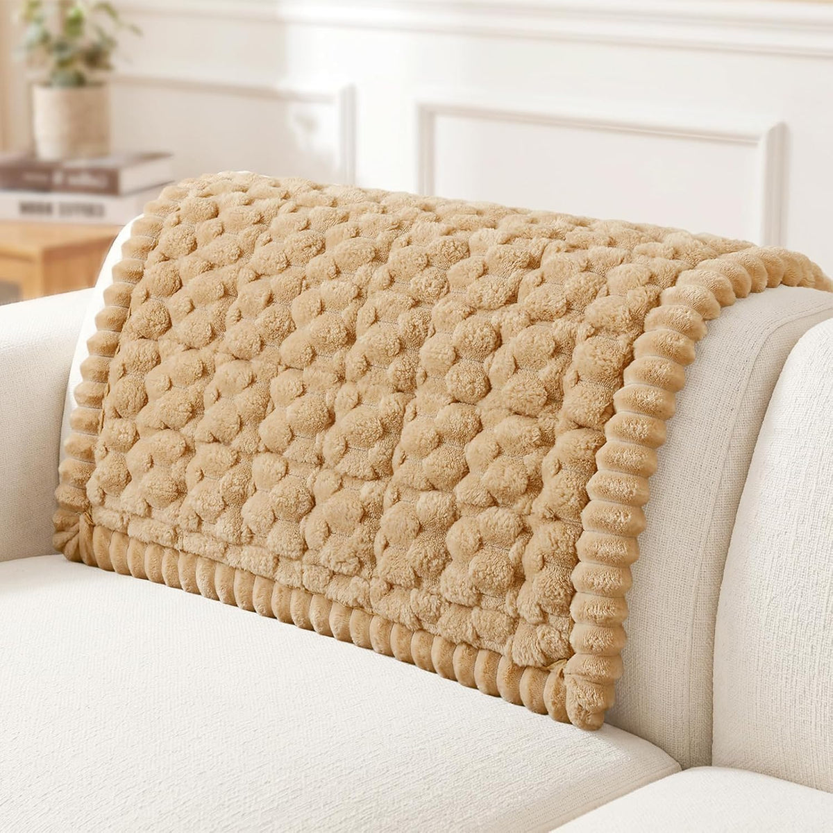 Smiry Couch Covers for Dogs, Non Slip Fuzzy Pet Sofa Protector Washable by Smiry