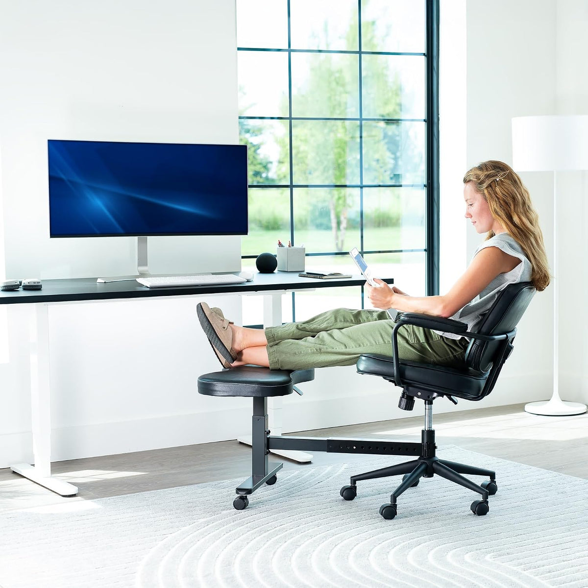 VIVO Retrofit Height Adjustable Footrest for Office Chair, Holds 242 lbs - Image 6